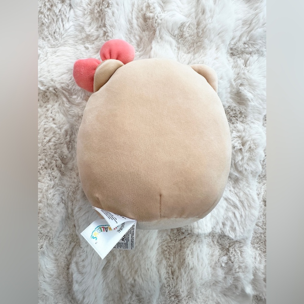 Hello Kitty Squishmallow - Picture 3 of 4